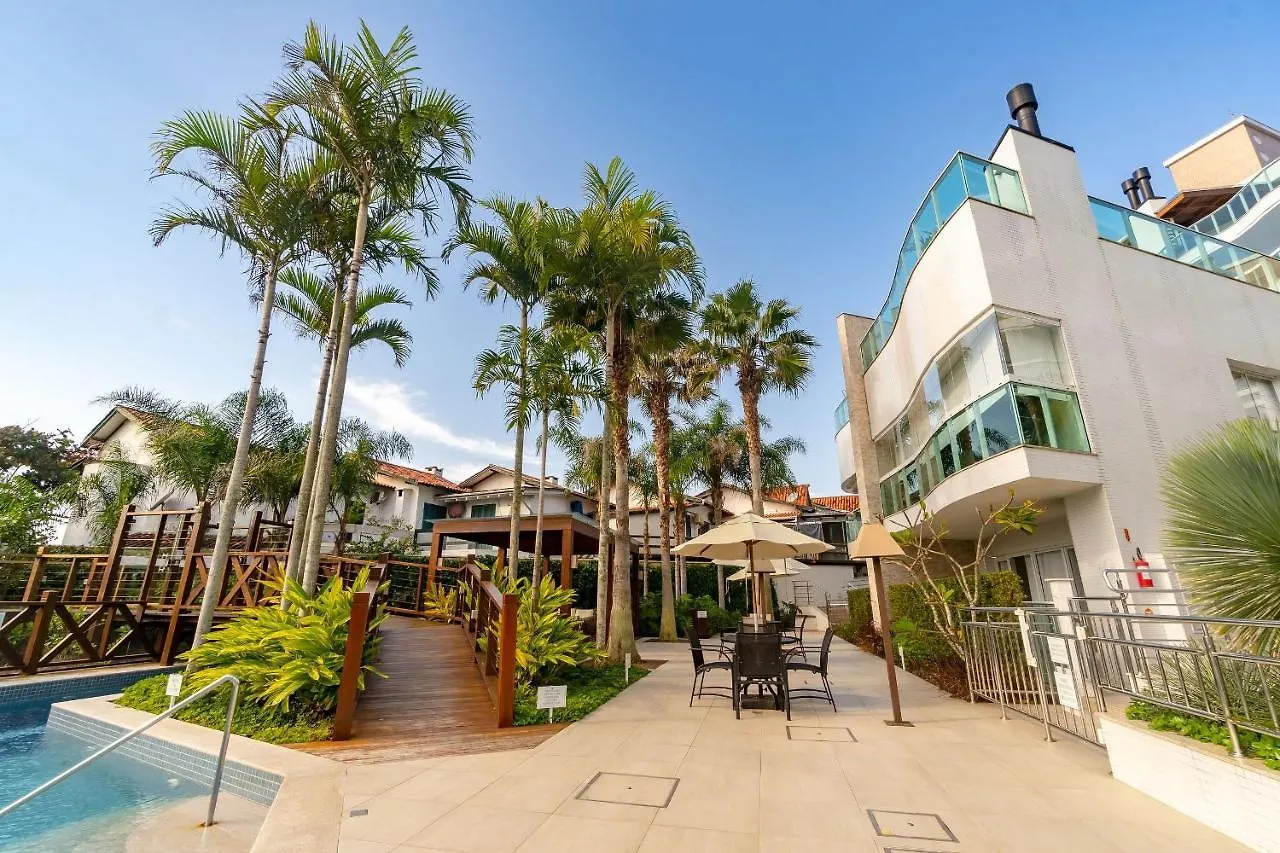 Apartment Varandas Do Atlantico - Apartamento Em Condominio Pe Na Areia Bombinhas