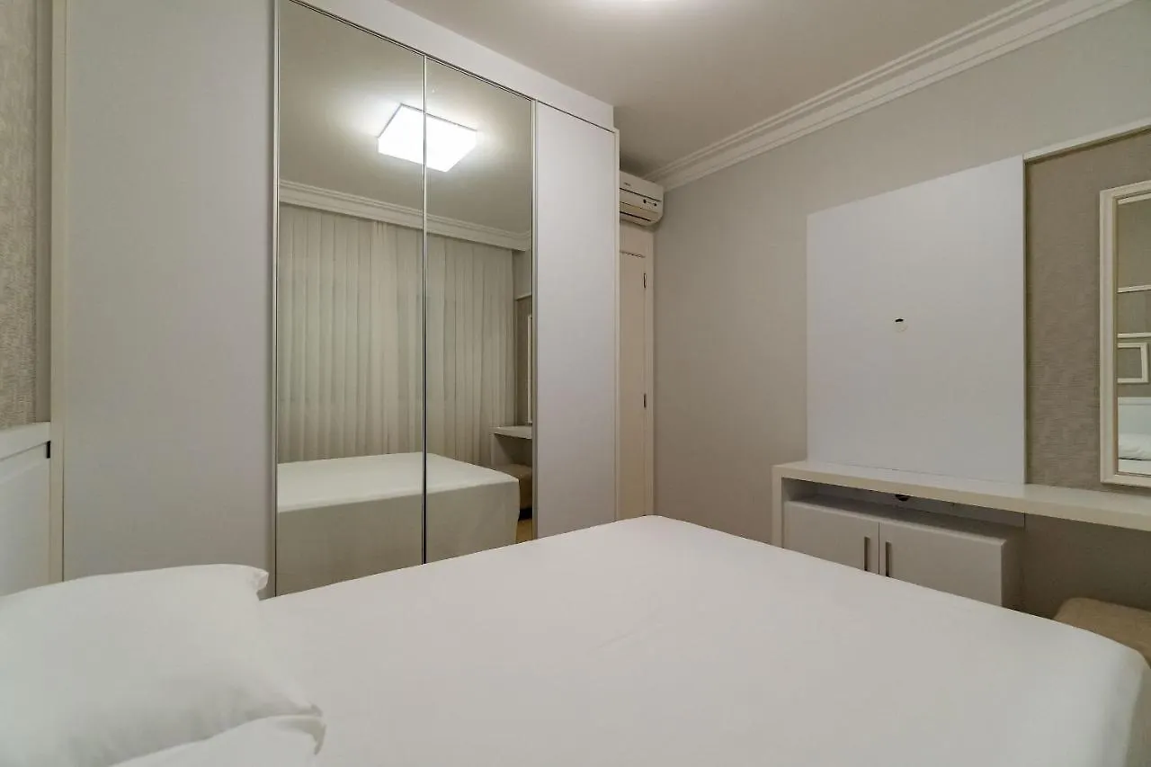 Apartment Varandas Do Atlantico - Apartamento Em Condominio Pe Na Areia Bombinhas