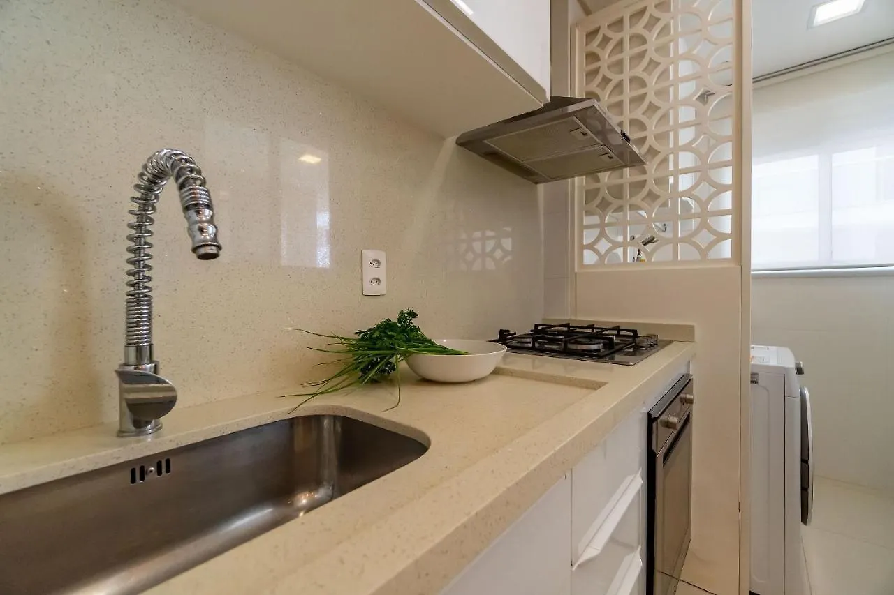 Apartment Varandas Do Atlantico - Apartamento Em Condominio Pe Na Areia Bombinhas Brazil